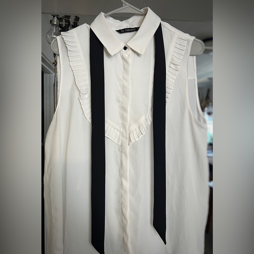 Sleeveless ZARA Blouse